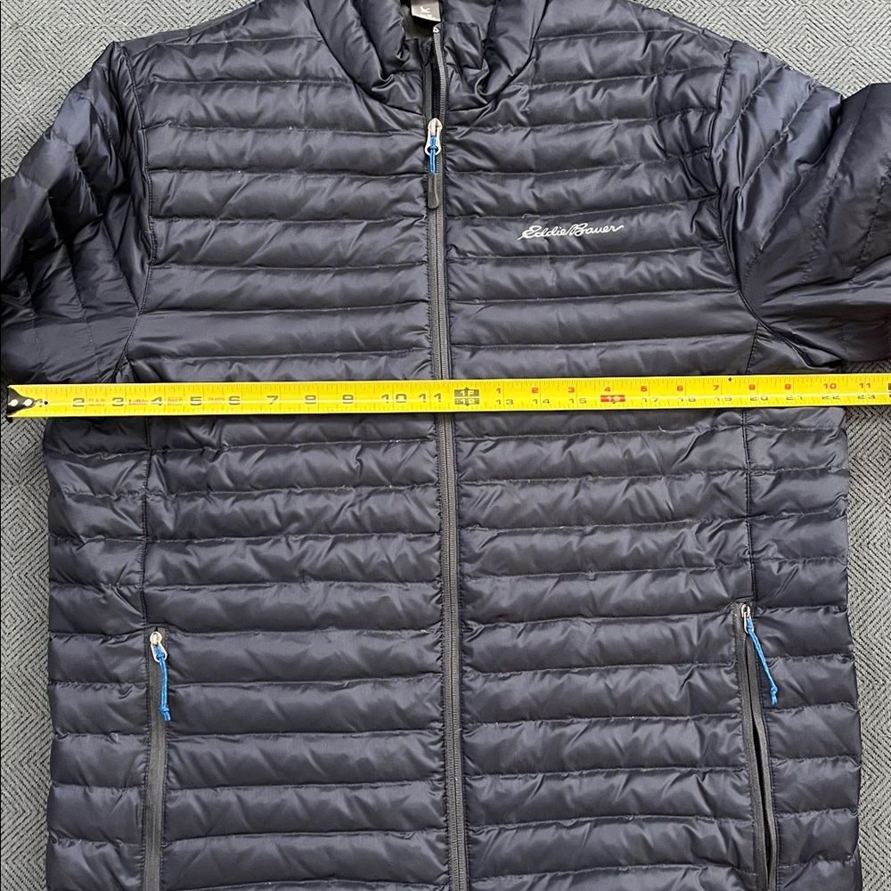Eddie Bauer Men's Navy Puffer Jacket - Picture 12 of 13